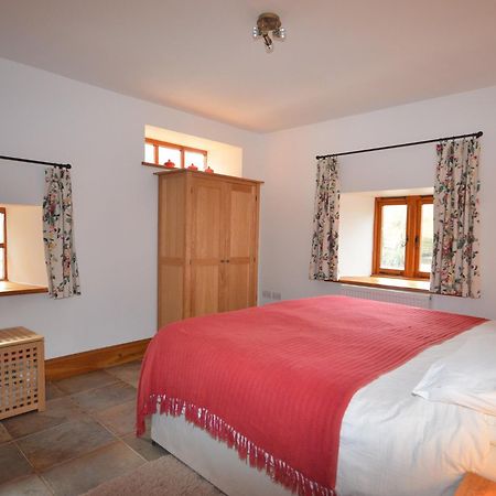 2 Bed In Bridgwater Rexba Villa Spaxton Exteriör bild
